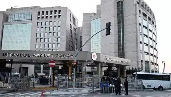 İBB'deki rüşvet BDDK raporunda! İmamoğlu'nun sağ kolu Murat Ongun'dan kankasına 398 milyon TL